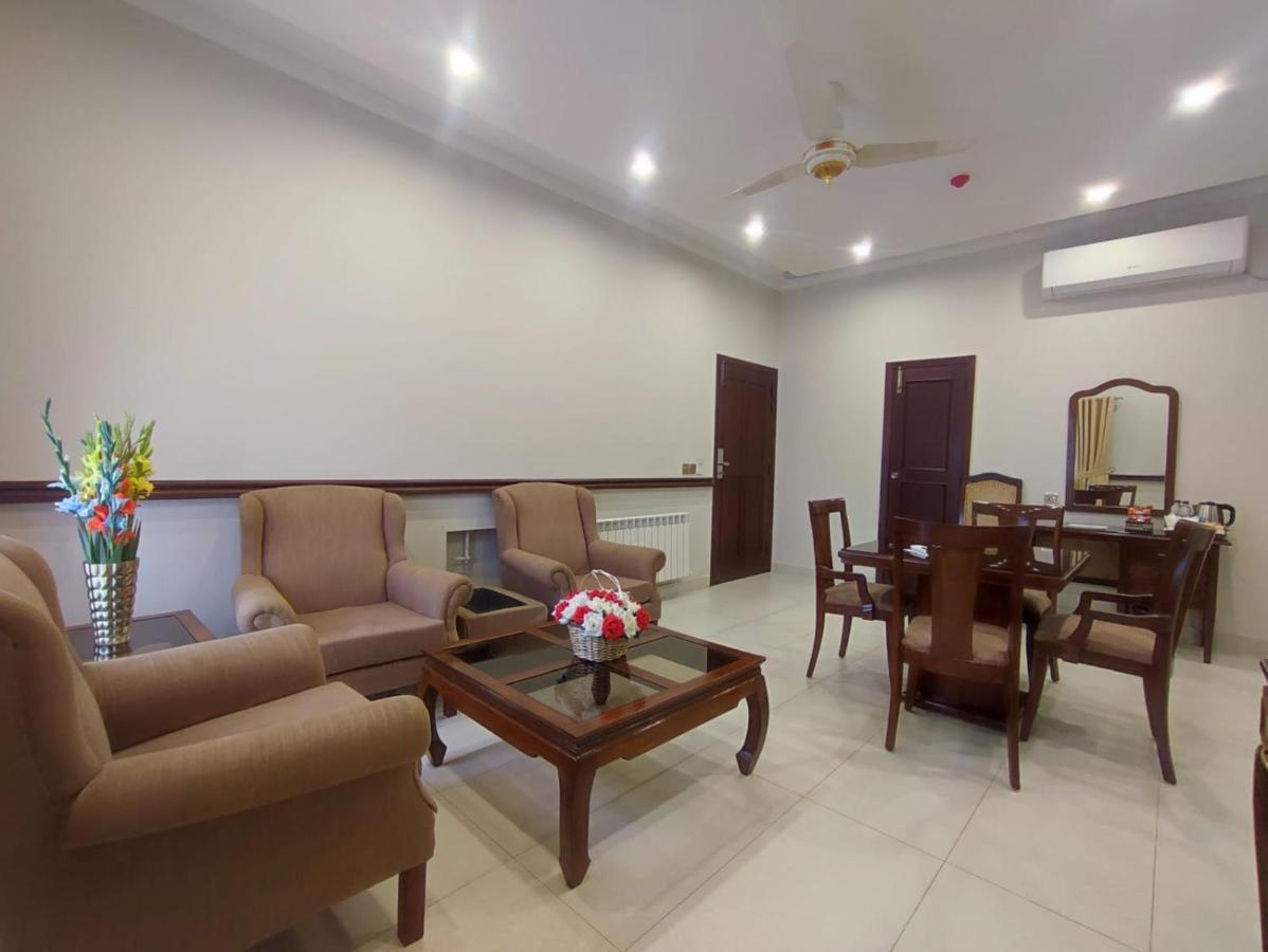 Welcome Guest House Islamabad Buitenkant foto